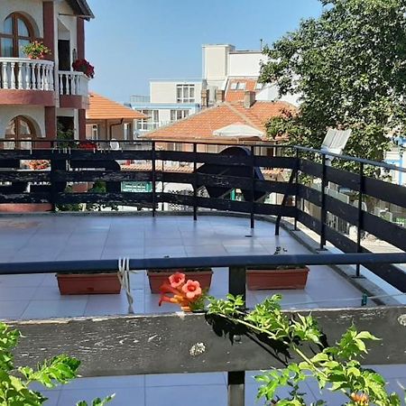 Dobrevi Guest House Sozopol Bagian luar foto