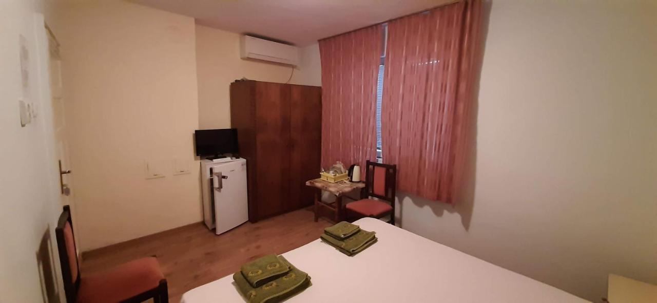 Dobrevi Guest House Sozopol Bagian luar foto
